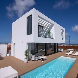 Yolo Luxe Sur Private Pool By Holidays , Corralejo España